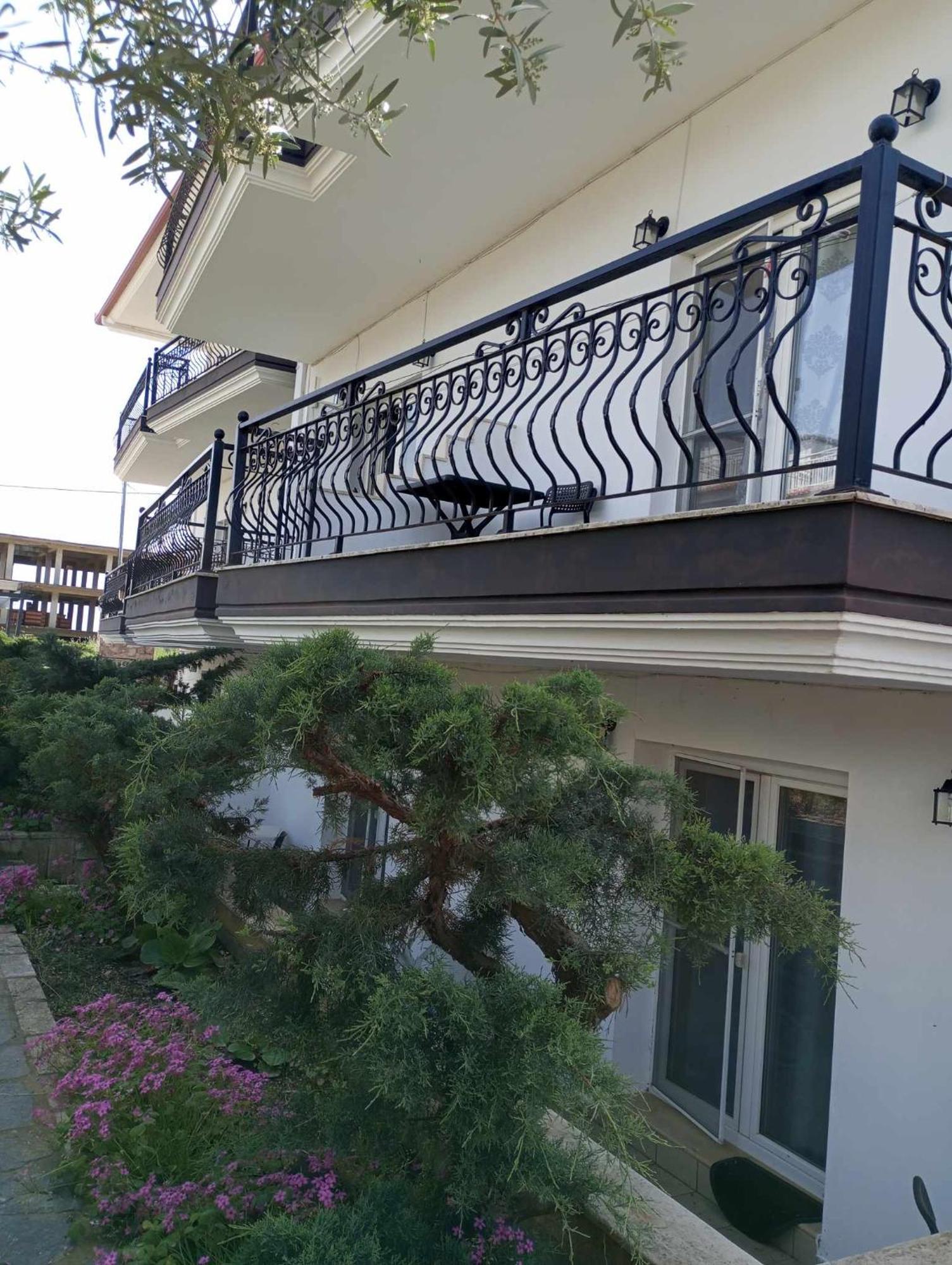Villa Camellia *